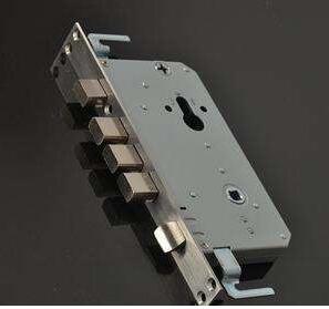 家用智能門鎖使用什么材質(zhì)做面板呢？皇迪給你細(xì)細(xì)道來